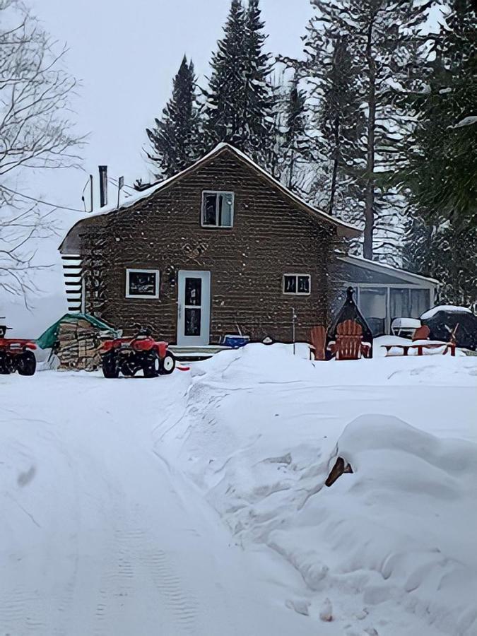 Le Chalet Au Souvenir Bouchette Экстерьер фото